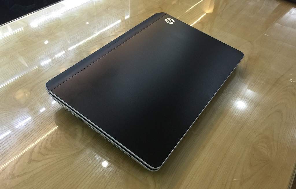 Laptop HP Pavilion dv7-7005se_2.jpg