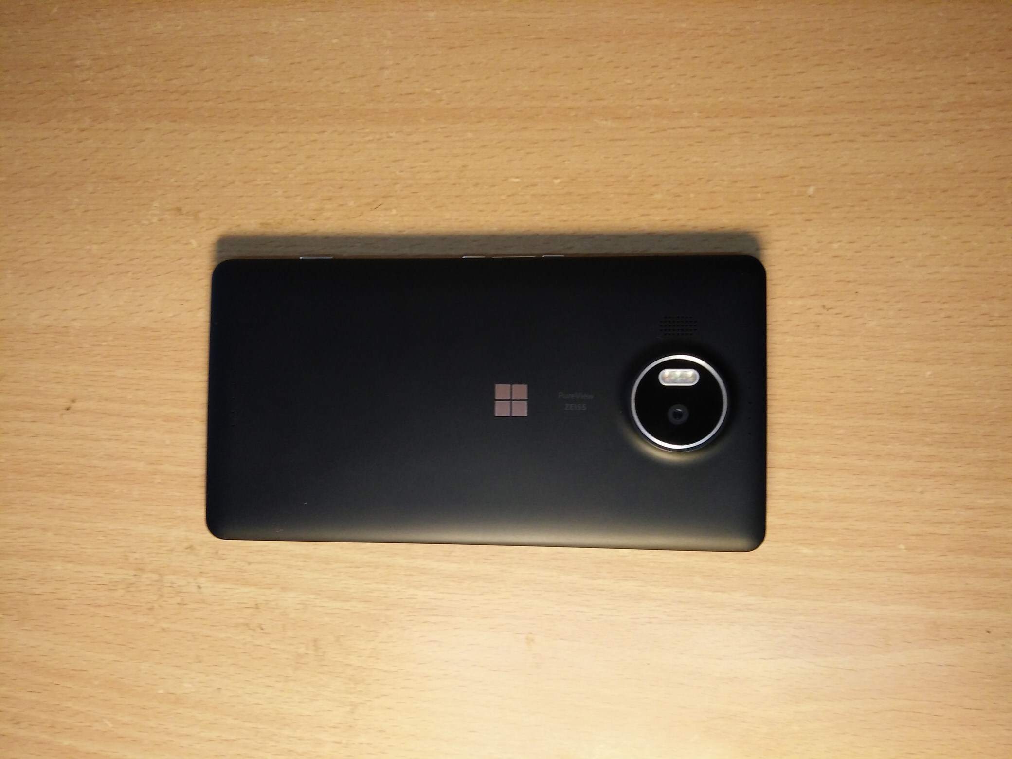 Lumia 3 (Copy).jpg