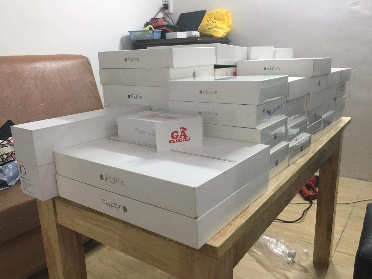 f0879dc862240051eb361ddde2f1341217b72ec2bc83d0fe956c71995231d71f_full.jpg