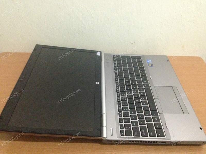 hp-elitebook-8560p (1).JPG