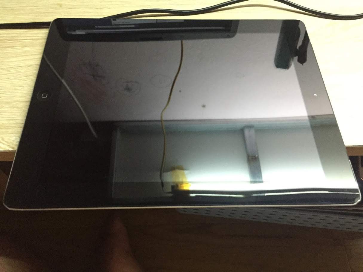ipad 4 black 1.JPG