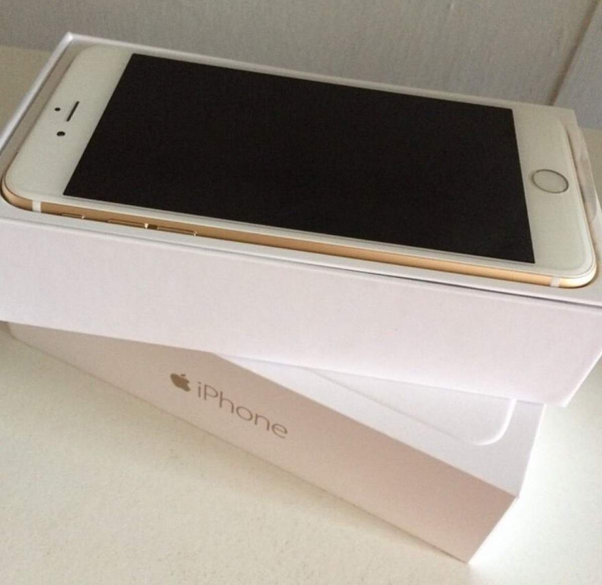 brand-new-apple-iphone-6-6-plus-iphone-5s-gold-blackberry-passport-new-original_1.jpg
