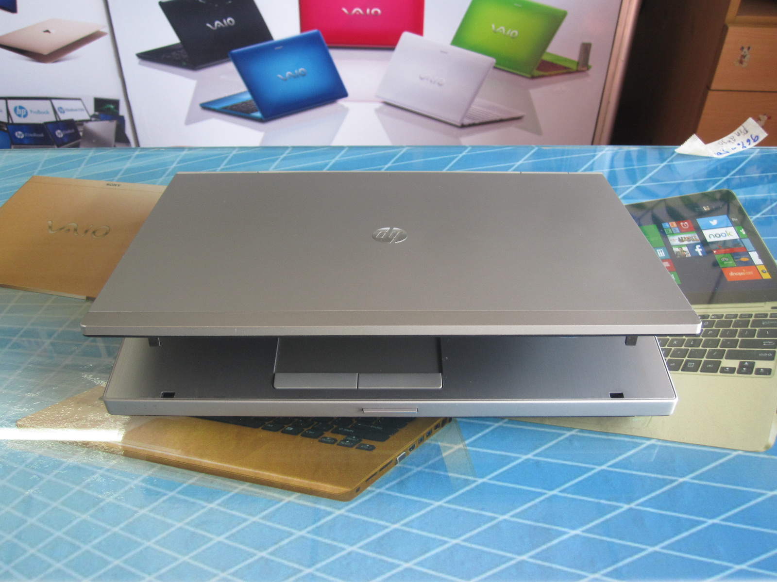 HP-8460P-Core-i5-3.jpg
