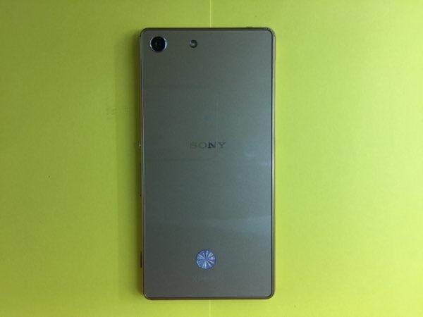 2_2745045_sony-xperia-m5-dual-e5663-gold20052016181532.jpg