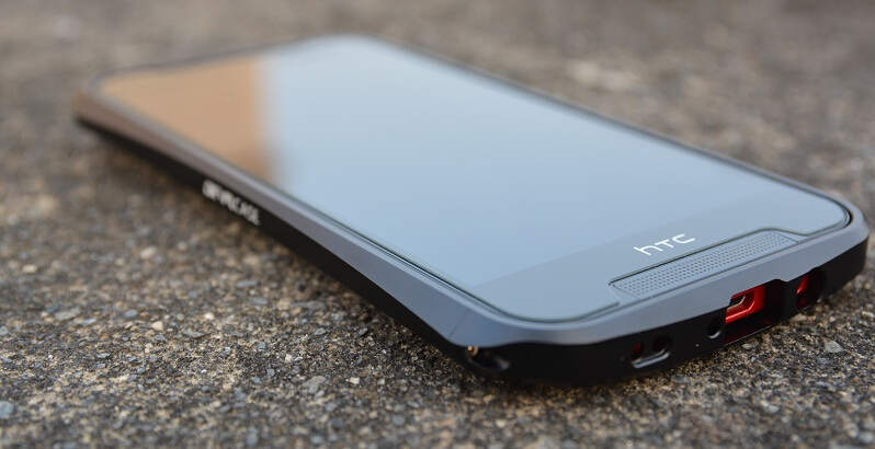 HTC Butterfly 2.jpg