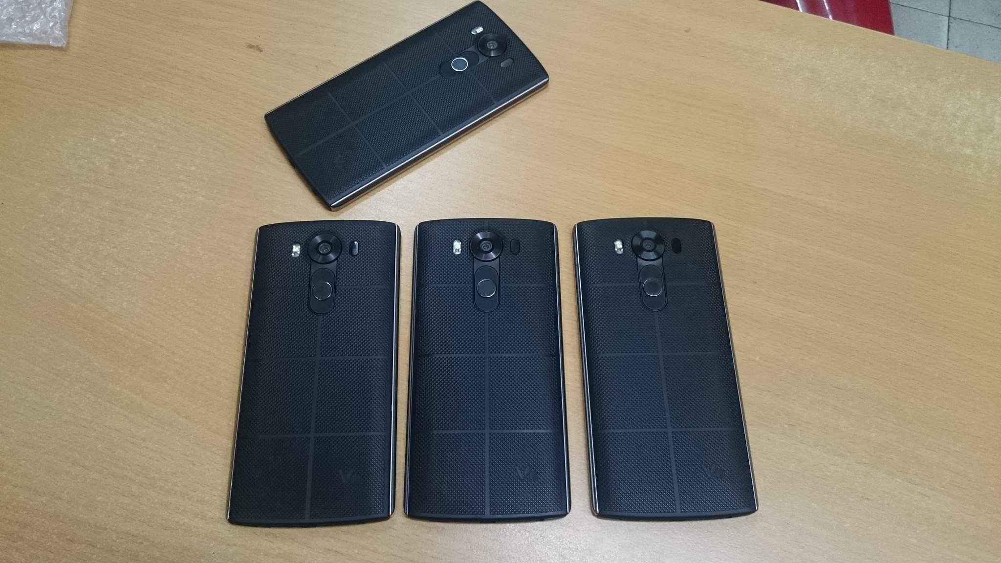 LG V10 (1).jpg