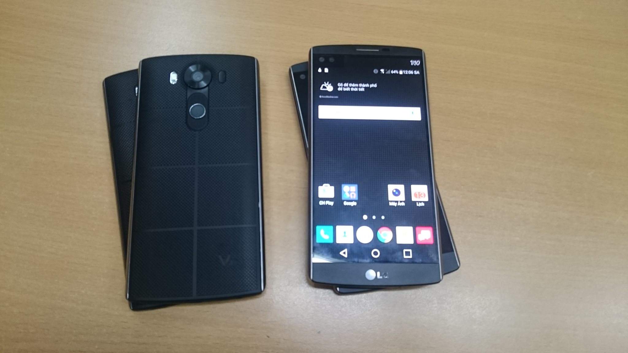 LG V10 (2).jpg