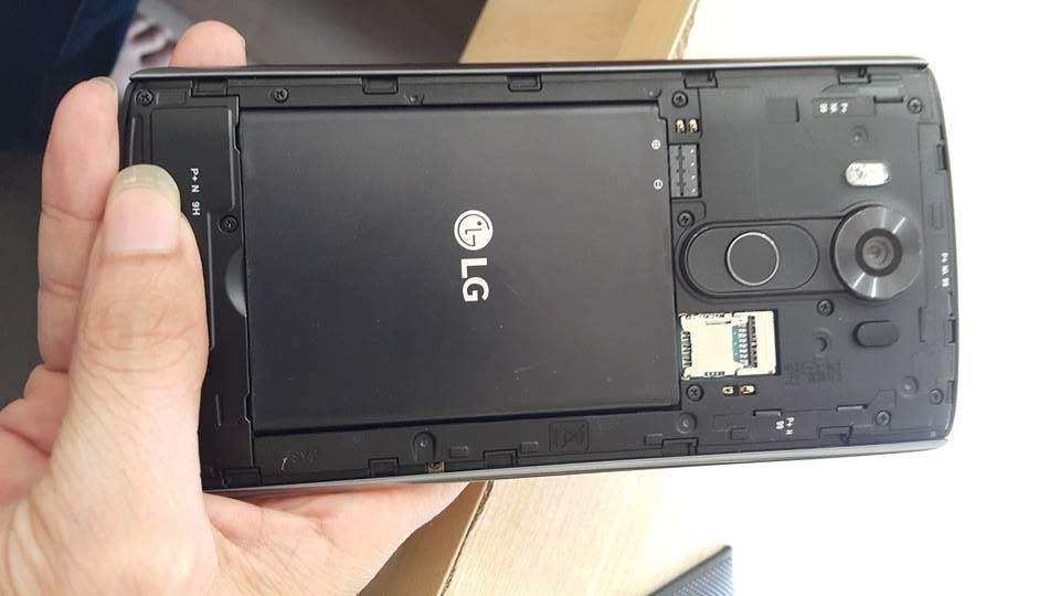 LG V10 (3).jpg