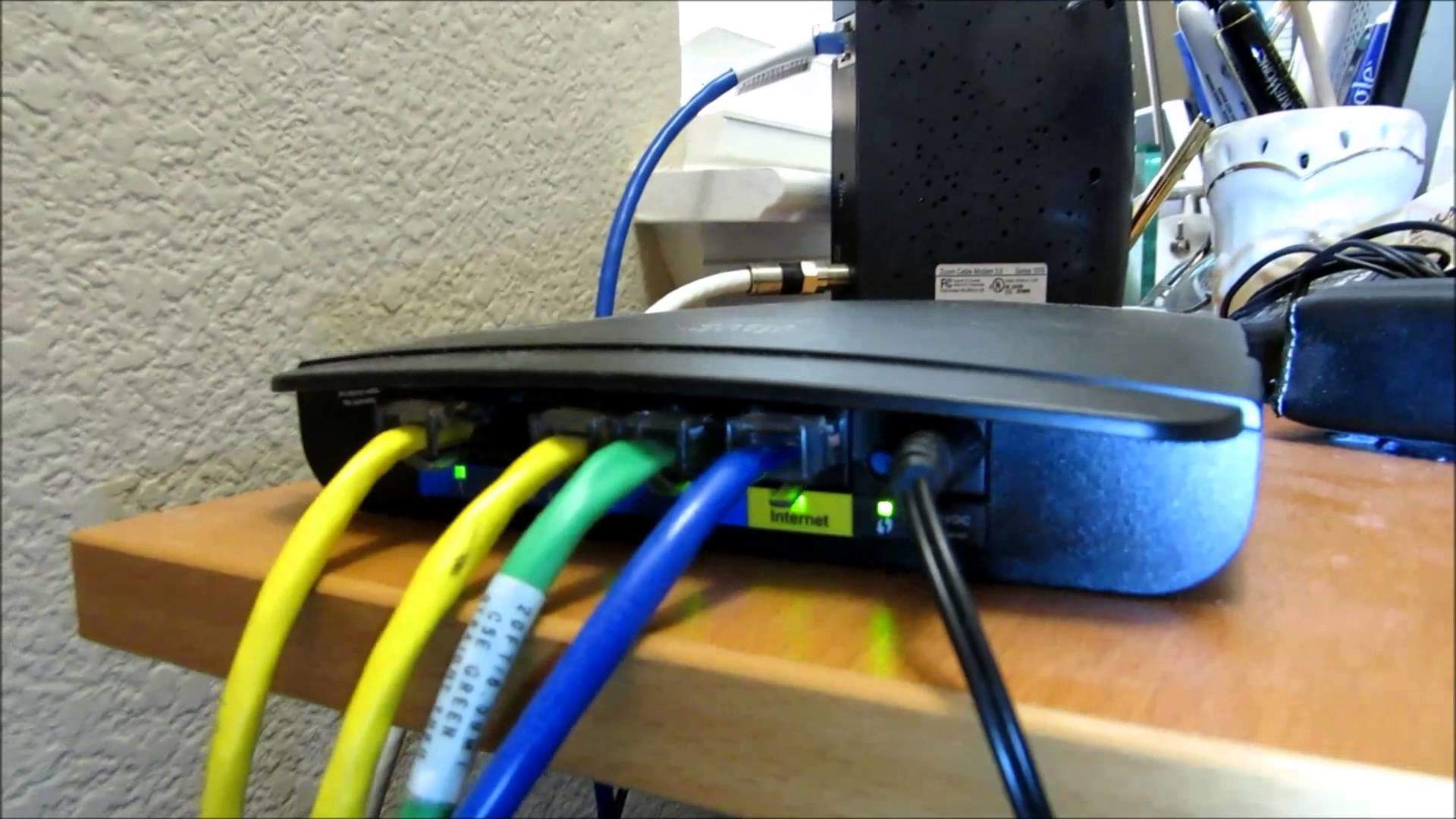 router wifi cisco e1200 v2 (4).jpg