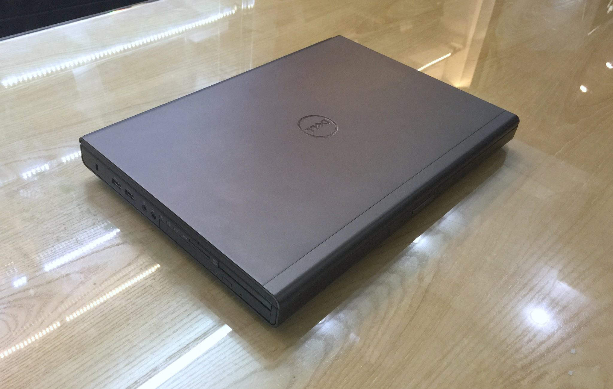Dell M4600 04.jpg