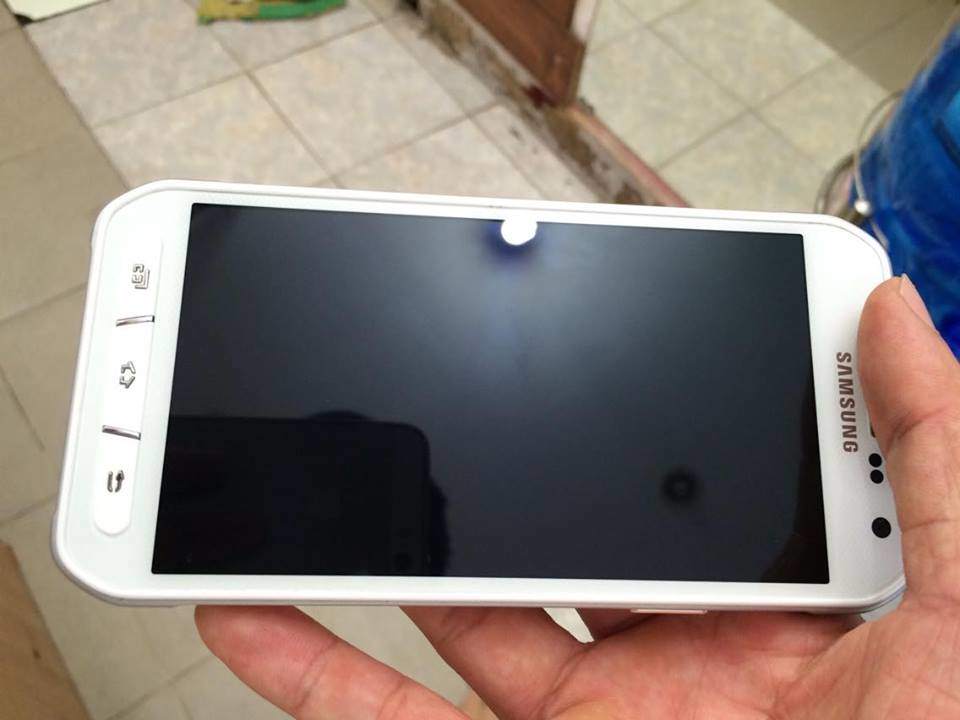 s6a10.jpg
