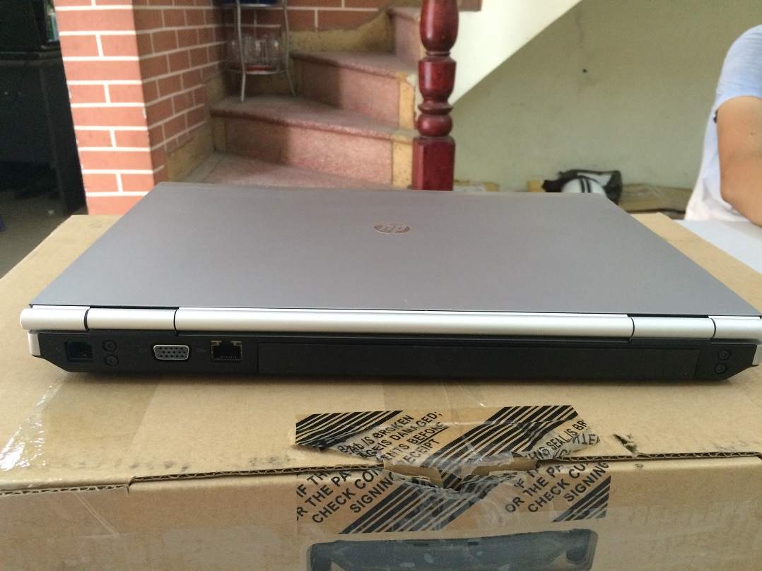 SON HP Elitebook 8460p 05.JPG