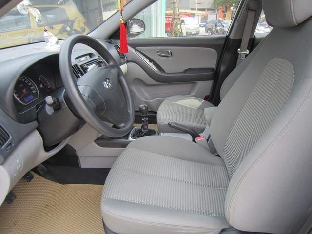 Elantra-2011 (11).JPG