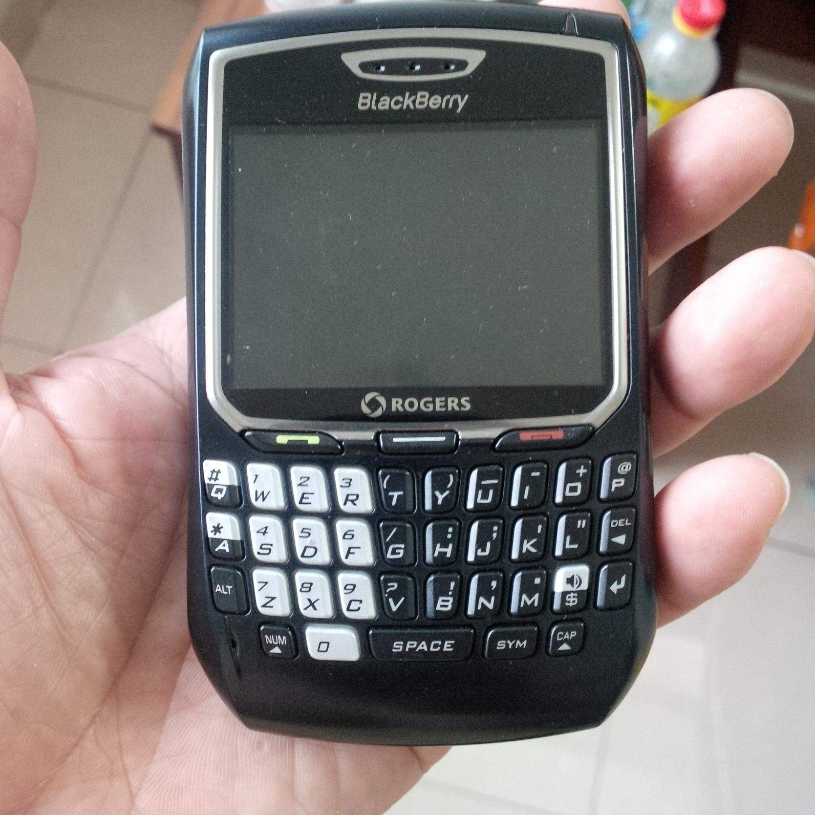 87OO - FRONT.JPG