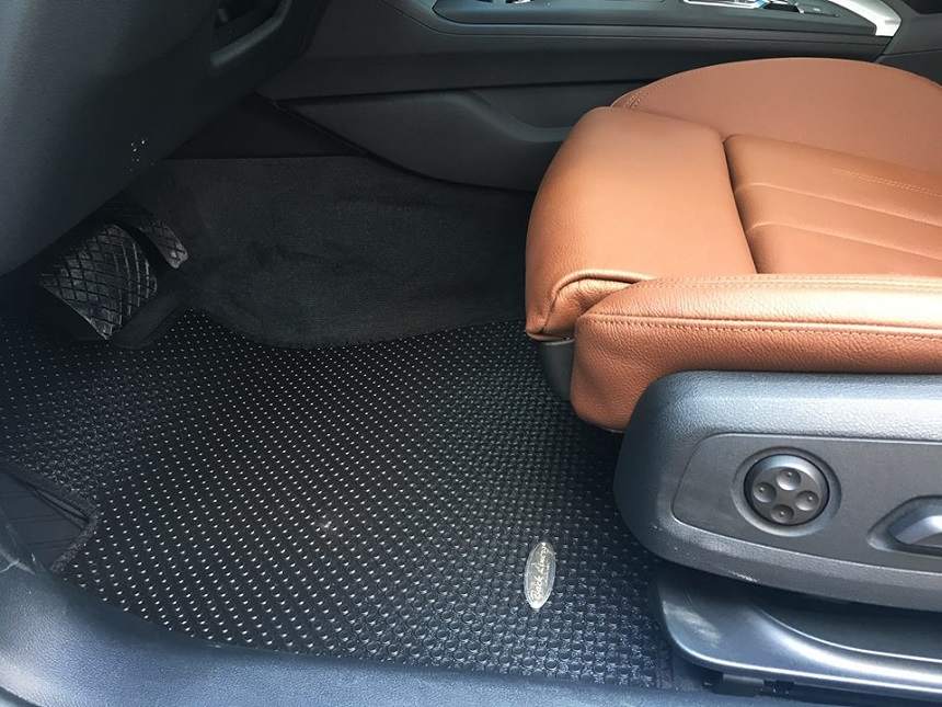 audi a4..jpg