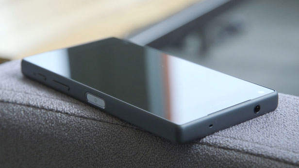 SONY-XPERIA-Z5-DUAL-35.jpg