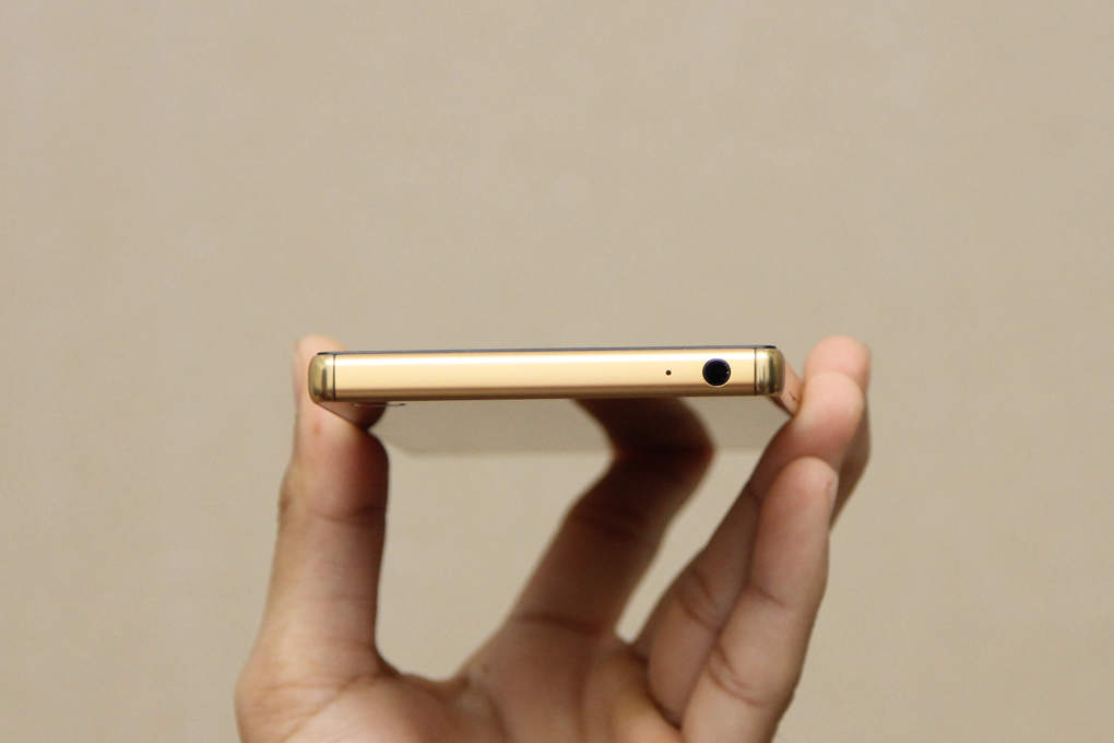 sony-xperia-z5-premium-vang-dong-org-5.jpg