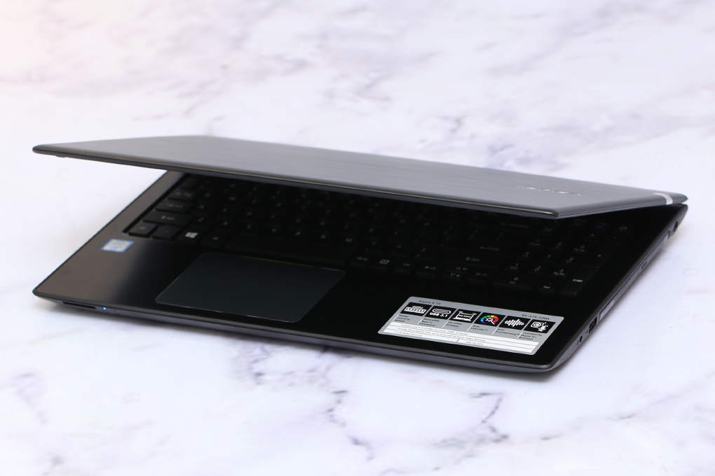 acer-aspire-e5-575-320a-i3-6100u-4gb-500gb-win10-den-1-org-2.jpg