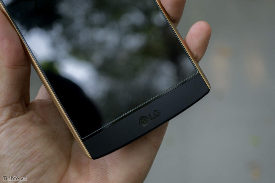 3634533_LG_V10_2SIM_Tinhte-8.jpg