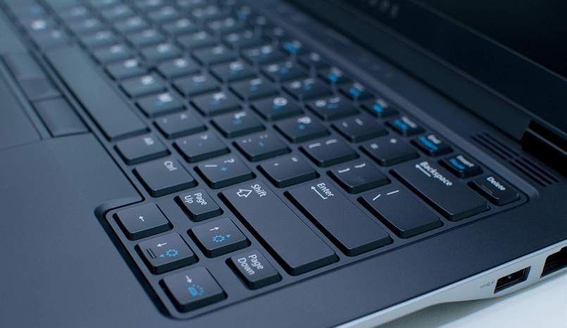 Dell Latitude E6430u Ultrabook 5.jpg