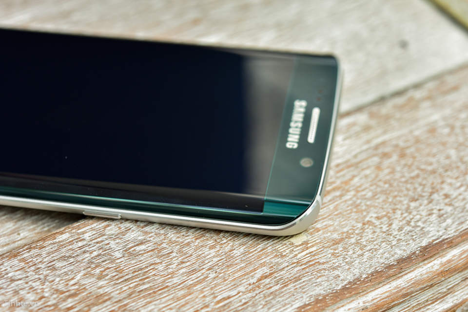 3073255_Tinhte-Samsung-S6-Edge-Emerald-14.jpg
