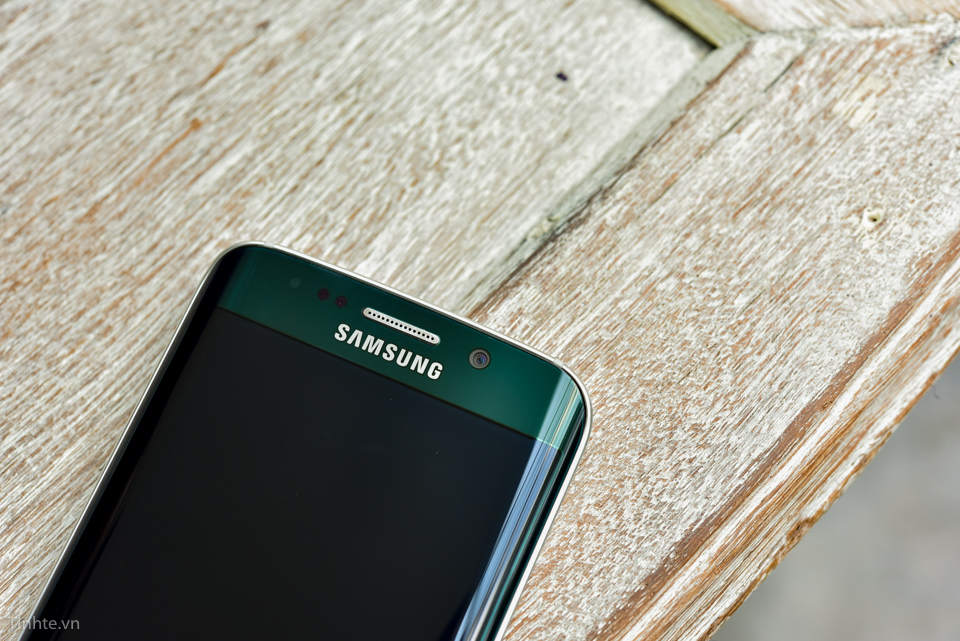 3073258_Tinhte-Samsung-S6-Edge-Emerald-16.jpg