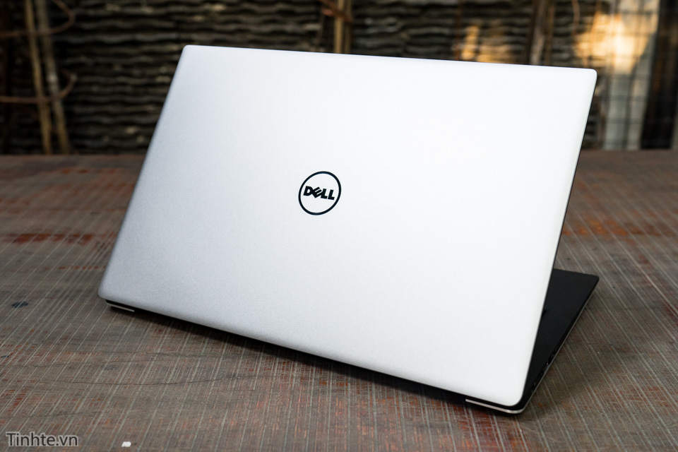 3618796_Tinhte.vn_Dell_XPS_13-2.jpg