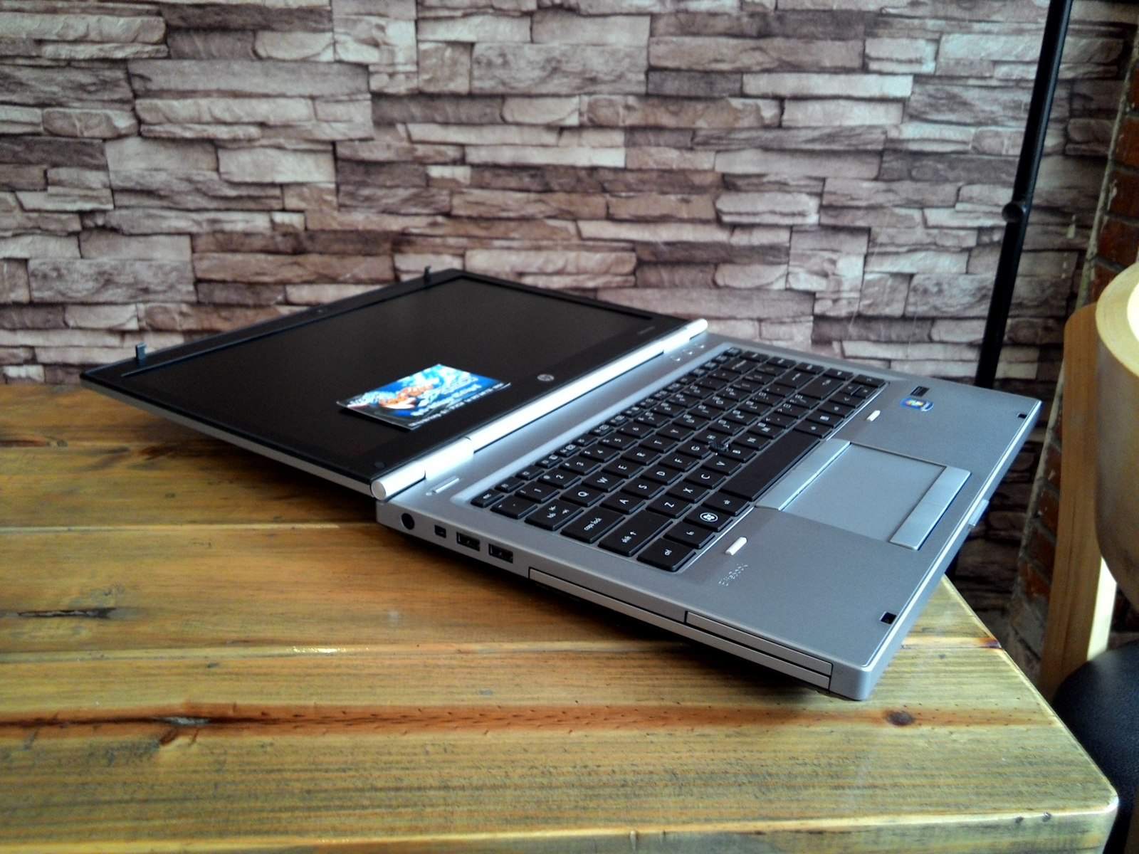 HP 8460p Resize (10).jpg