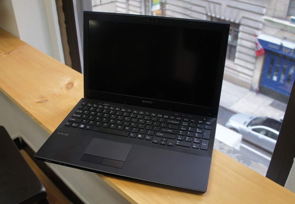 Somy-VAIO-SE01.jpg