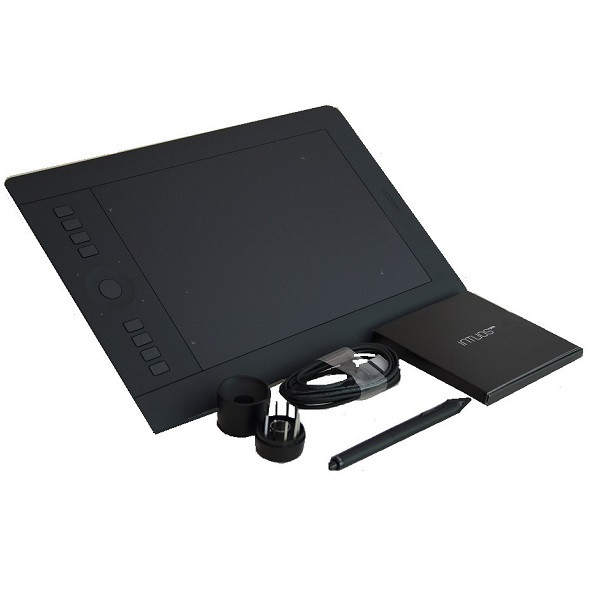 Wacom Intuos Pro Large 2.jpg