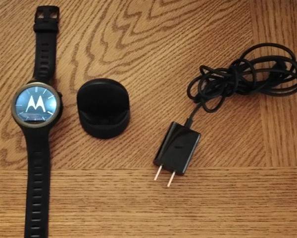 Moto 360.jpg