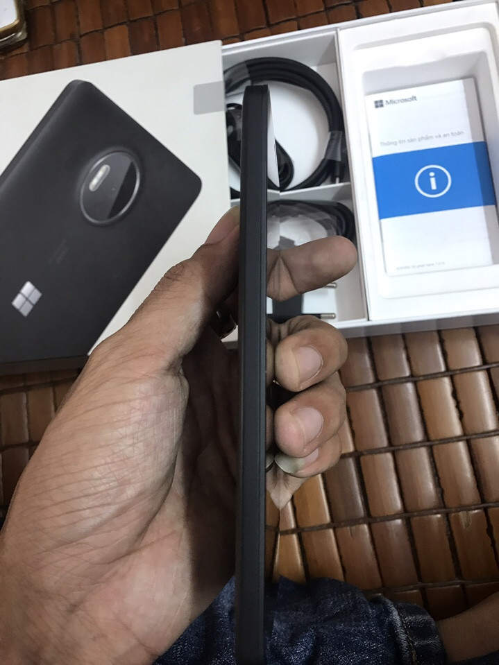 z604355459865_9bb995226842673aef96641d19b0eada.jpg