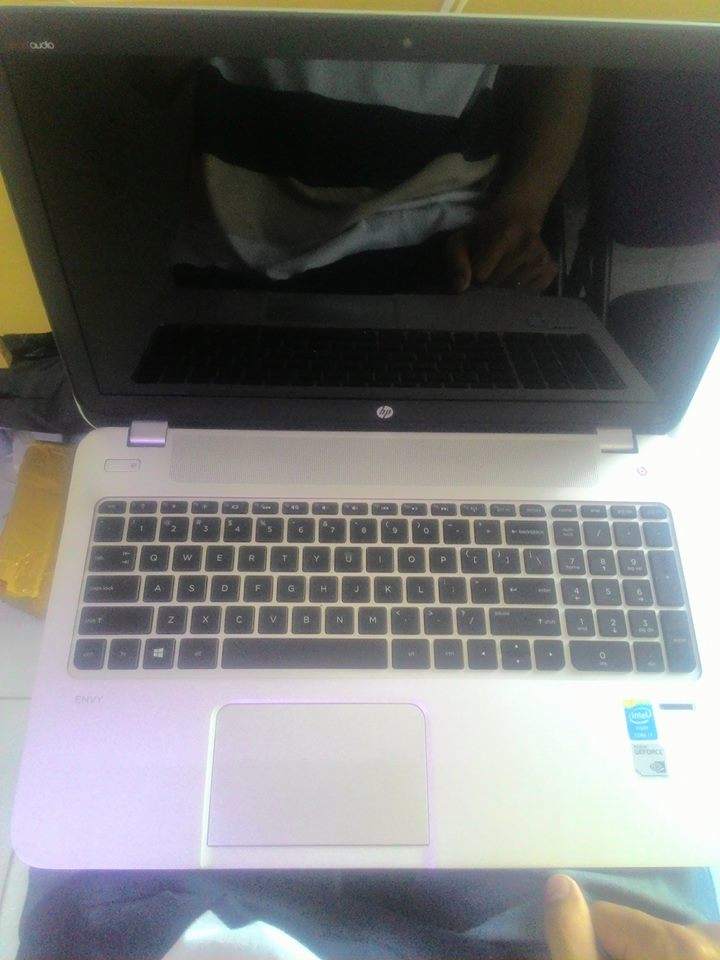 hp envy.jpg