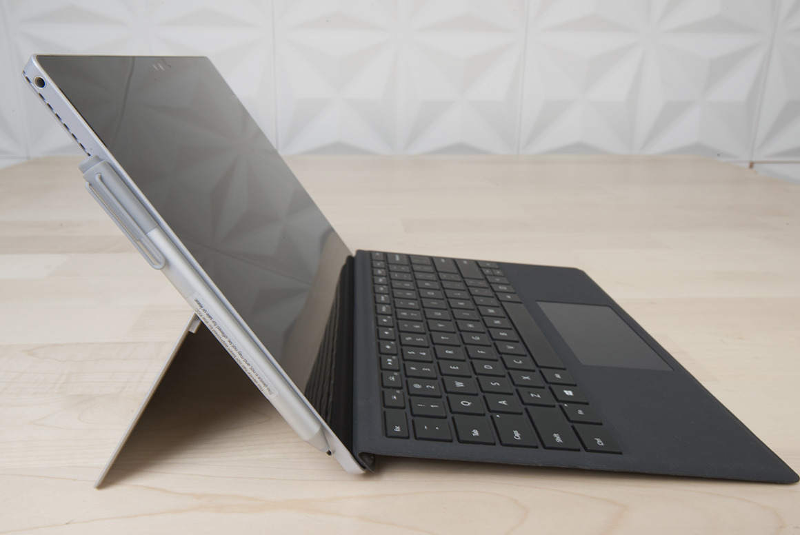 surface-5-left-100622726-orig.jpg