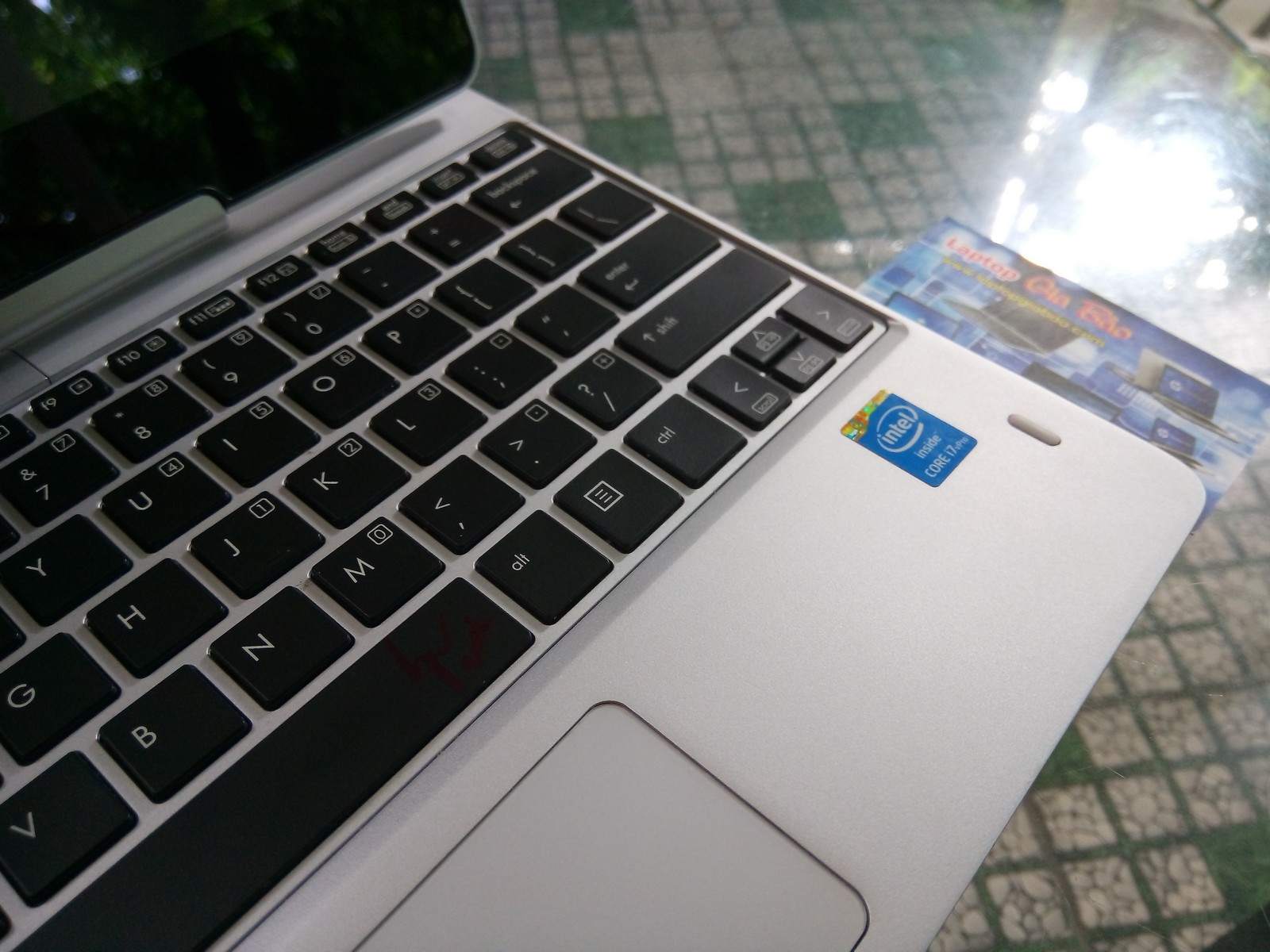 HP 810 G2 Resize (10).JPG