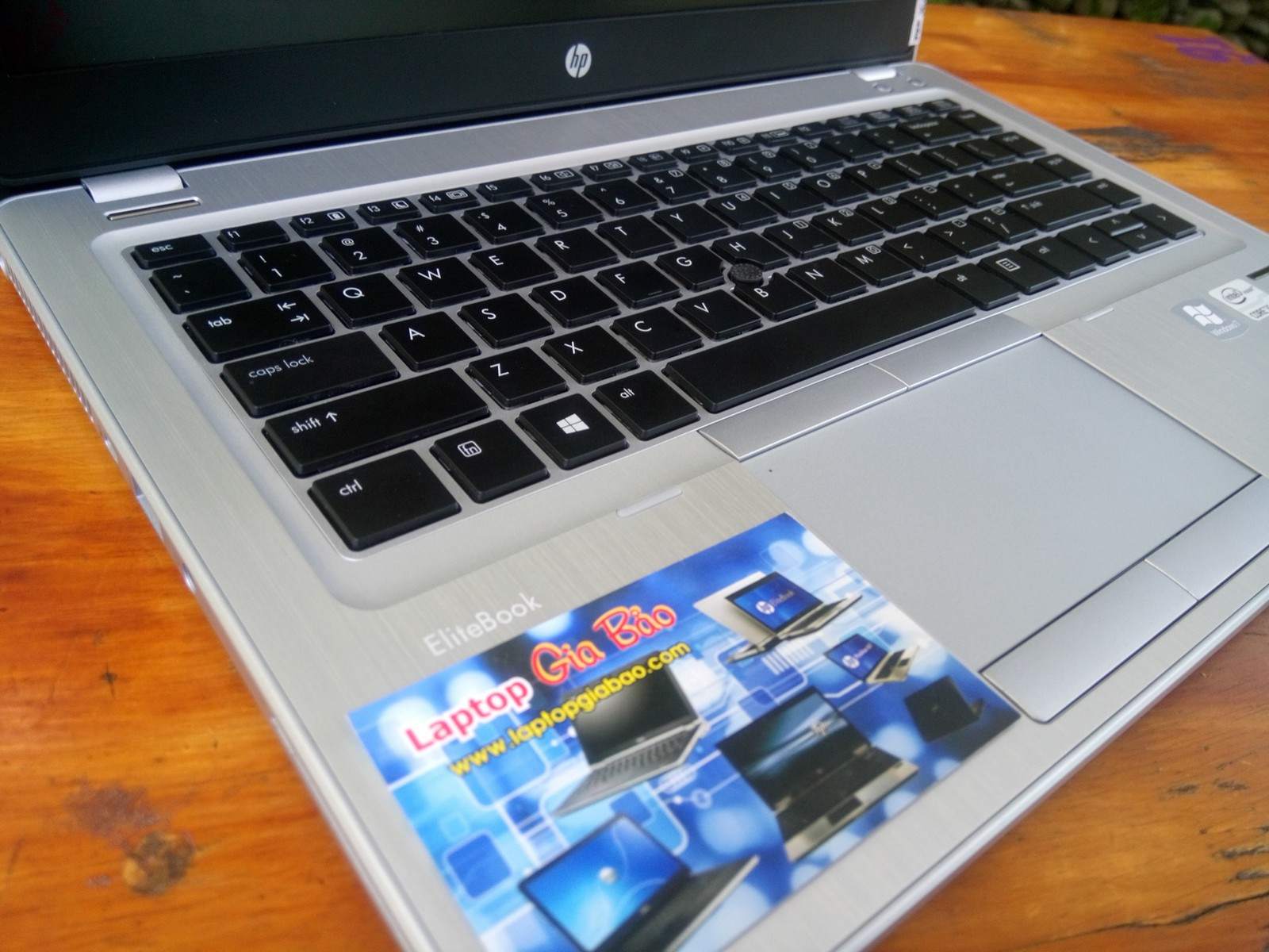 HP Folio 9470M Resize (7).jpg