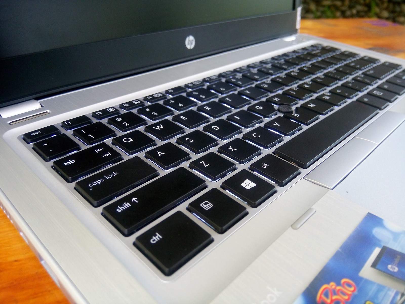 HP Folio 9470M Resize (8).jpg