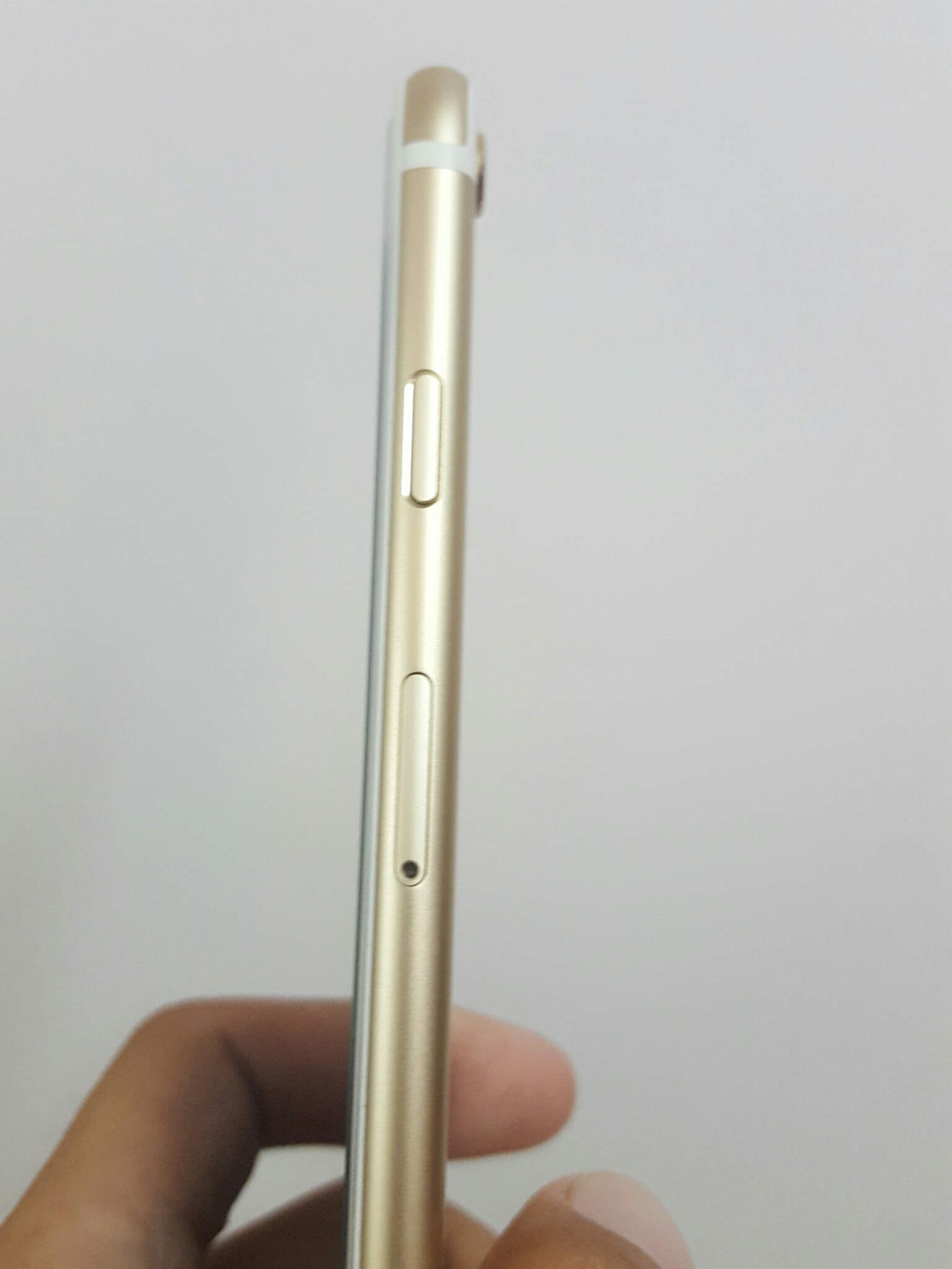 z615845513228_49f02985f8c1beb854aa06782690552b.jpg