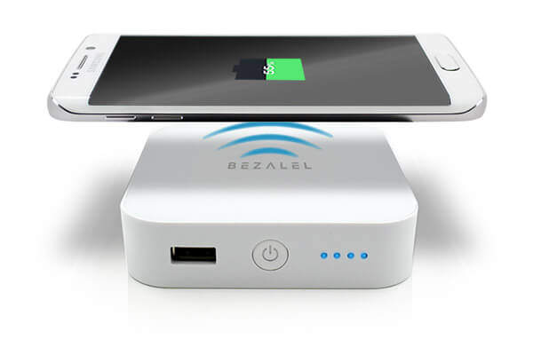 BEZALEL-Prelude-Wireless-Charger-8.jpg