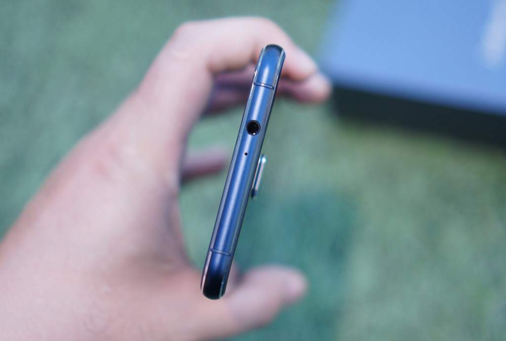 AsusZenfone300006.jpg