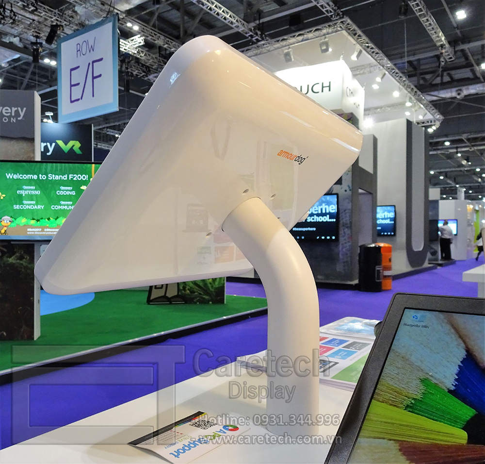 armourdog-locpad-anti-theft-tablet-kiosk-with-45-desk-wall-mount-[5]-165-p.jpg