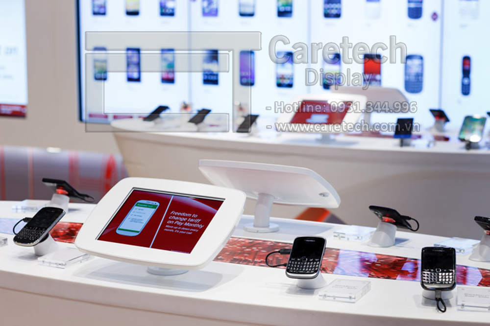 VirginShop-ipad-kiosk-retail-21-2.jpg