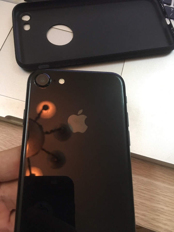 z655801332855_80993d18e7988b9ec80f242bd9f763e6.jpg