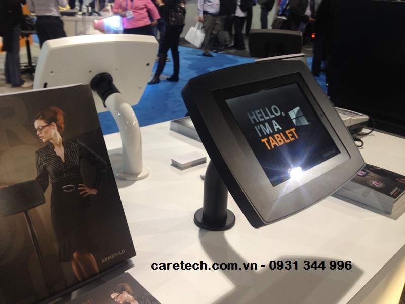 Armodilo_iPadKiosk_DSE2013_D.jpg