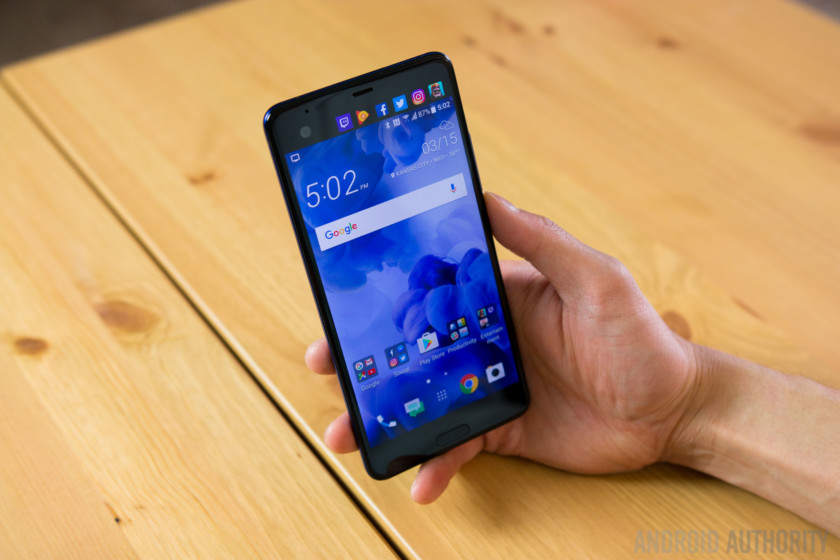 HTC-U-Ultra-Review-20-840x560.jpg