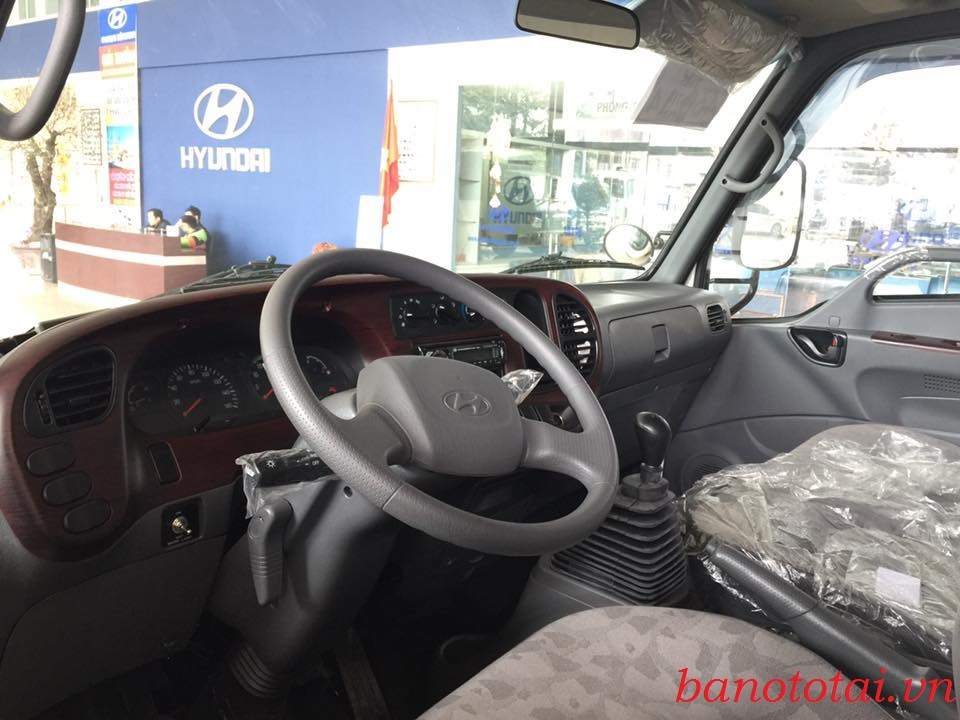 noi-that-xe-nang-tai-6-5-tan-hyundai-hd-99.jpg