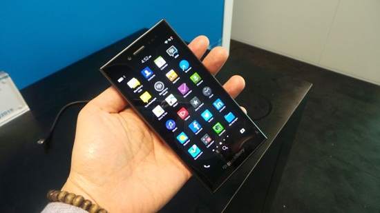 blackberry leap hero-970-80.JPG