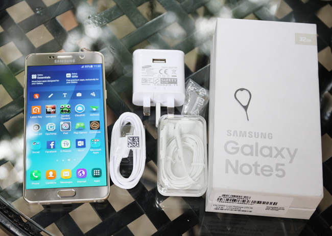 8479126_8472297_8452953_8451871_20150819-can-canh-samsung-galaxy-note-5-ban-gold-tai-viet-nam-1.jpg