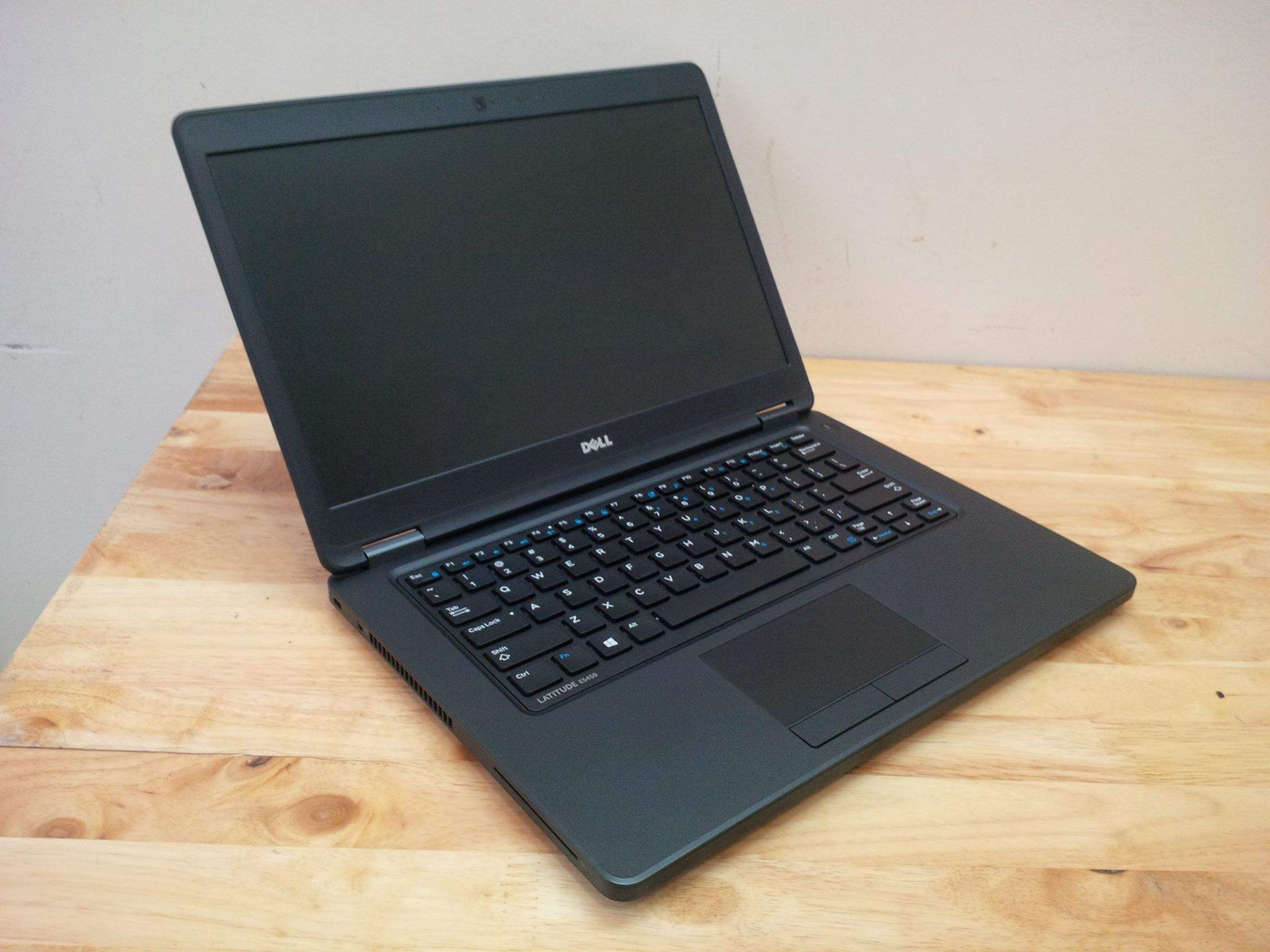 DELL-E5450-FULLHD-IPS-HCM-0919592328-17.jpg
