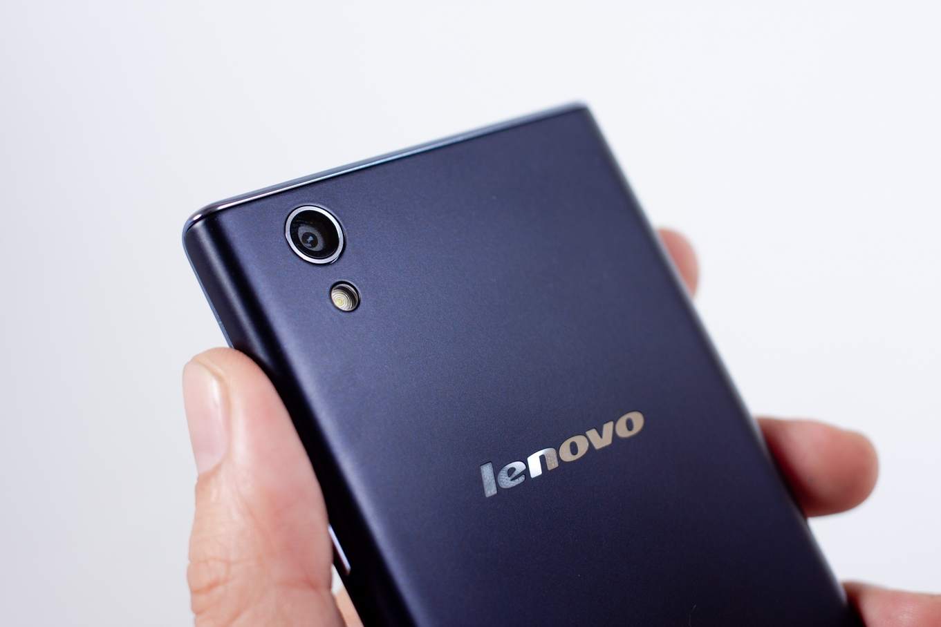 lenovo-p70-des-02.jpg